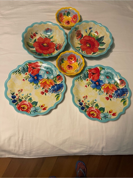 The Pioneer Woman Other - The Pioneer Woman Delaney Melamine Set